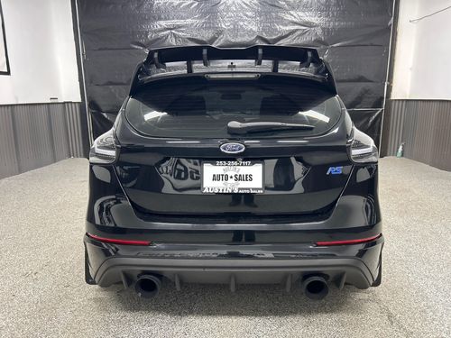2017 Ford Focus RS Lower Image 3