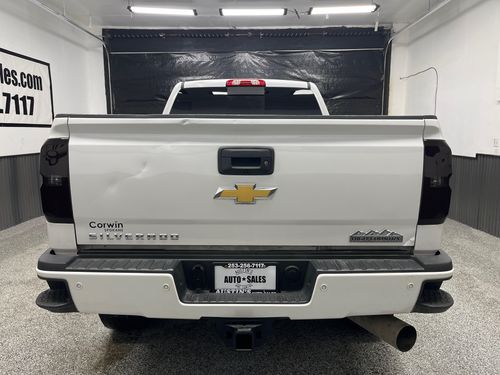 2019 Chevrolet Silverado 2500HD High Country Lower Image 2