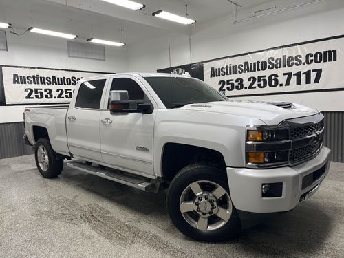11381 - 2019 Chevrolet Silverado 2500HD High Country