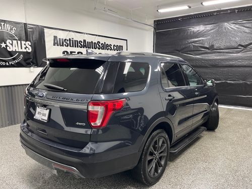 2017 Ford Explorer XLT Lower Image 1