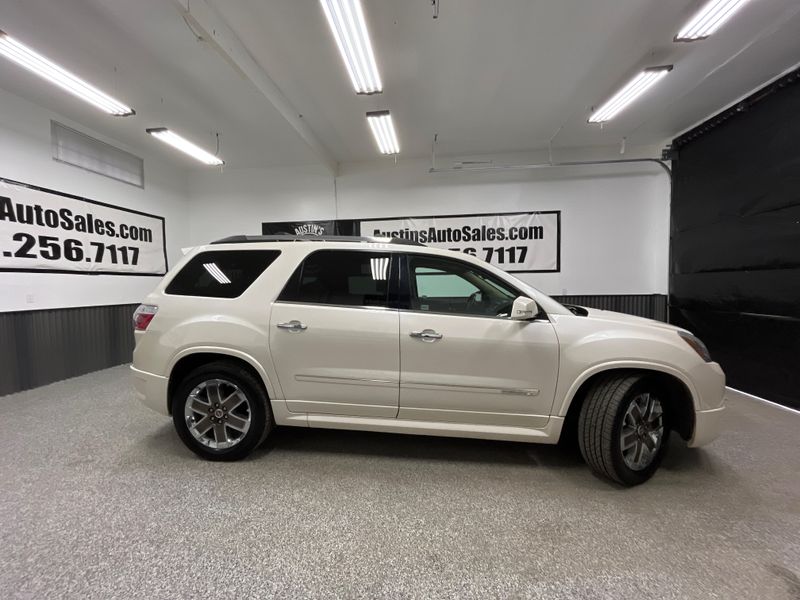 2012 GMC Acadia Denali Upper Image 2