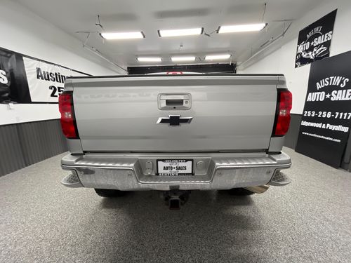 2018 Chevrolet Silverado 2500HD LTZ Lower Image 2