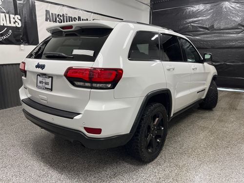 2019 Jeep Grand Cherokee Upland Lower Image 1