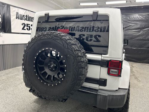 2018 Jeep Wrangler JK Unlimited Altitude Lower Image 3