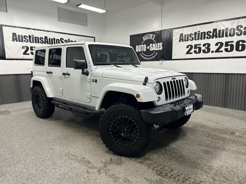 2018 Jeep Wrangler JK Unlimited Altitude Upper Image 1