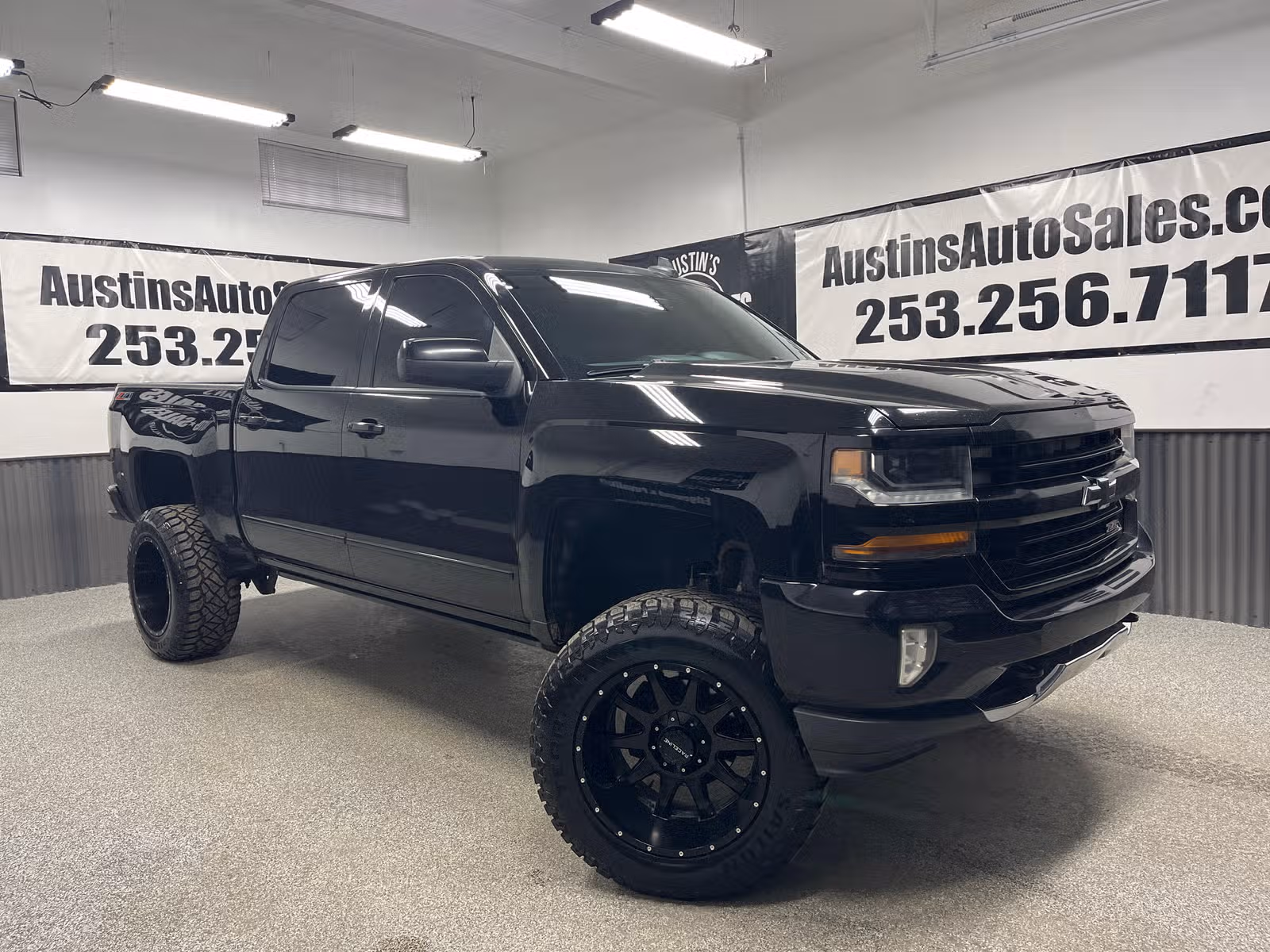 2016 Chevrolet Silverado 1500 LT Z71 Upper Image 1
