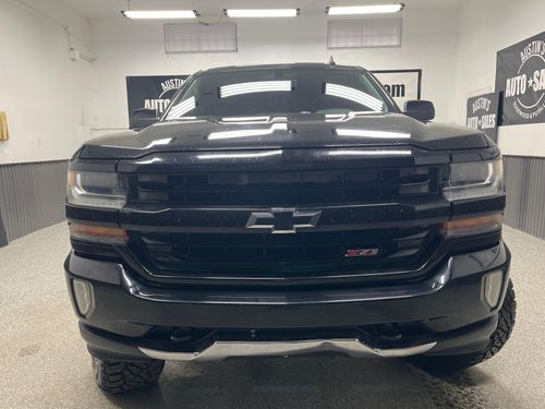 2016 Chevrolet Silverado 1500 LT Z71 Lower Image 3