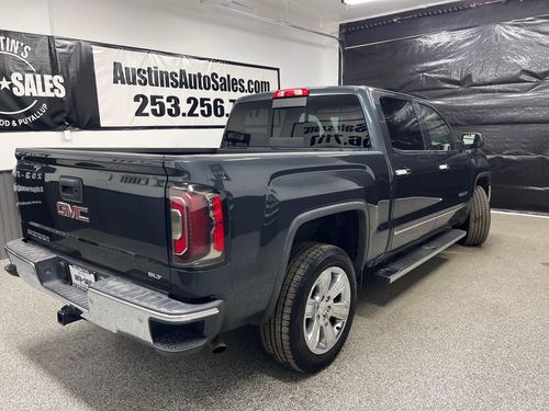 2017 GMC Sierra 1500 SLT Lower Image 1