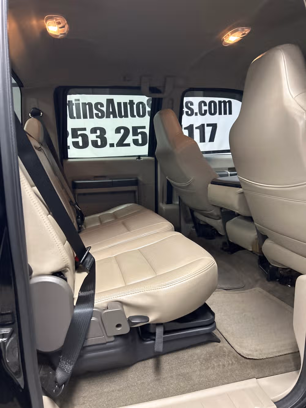 2010 Ford F-350 Super Duty XLT Image 14