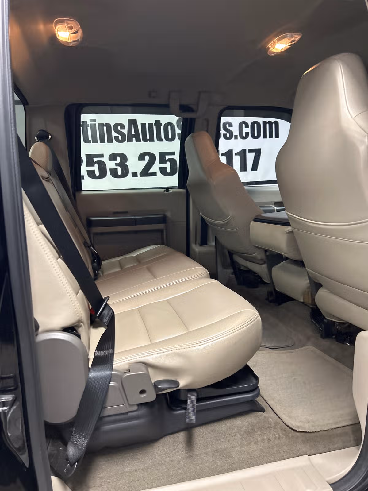 2010 Ford F-350 Super Duty XLT Image 14