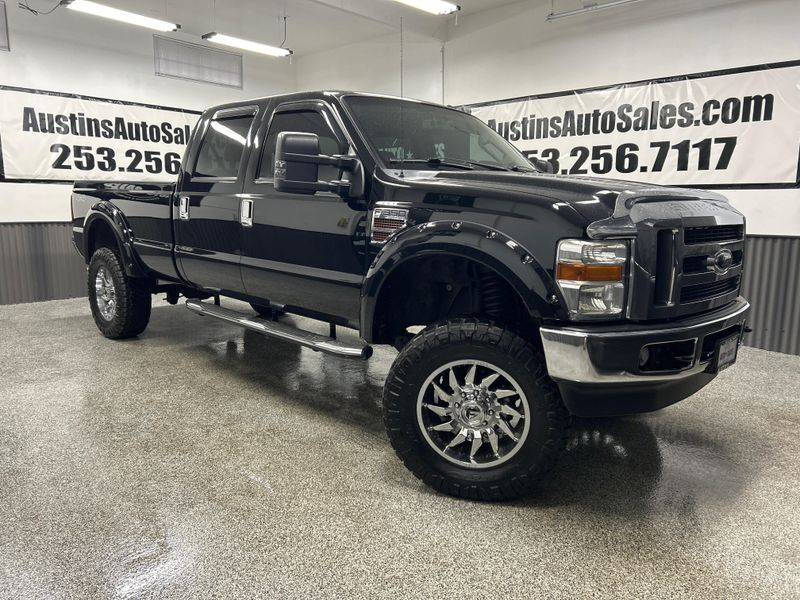2010 Ford F-350 Super Duty XLT Upper Image 1