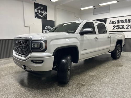 2017 GMC Sierra 1500 Denali Crew Cab Lower Image 1