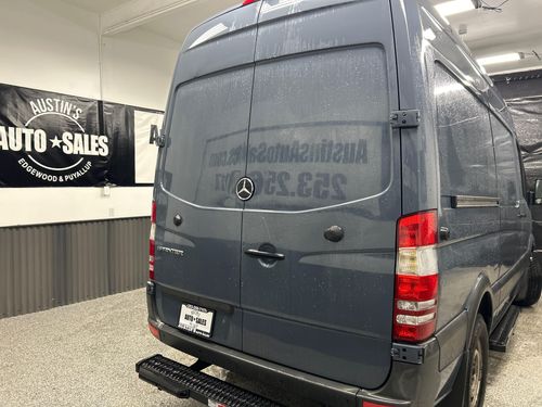 2018 Mercedes-Benz Sprinter 2500 Lower Image 3