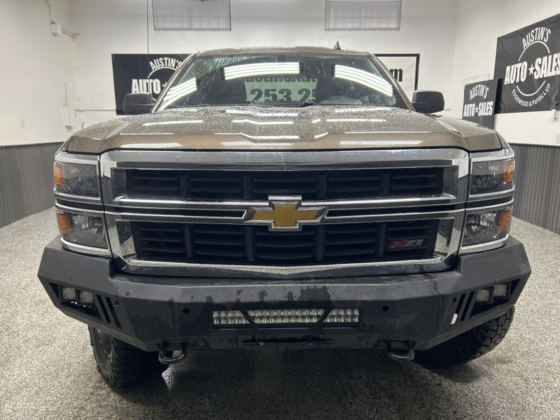 2014 Chevrolet Silverado 1500 LT Z71 photo 2