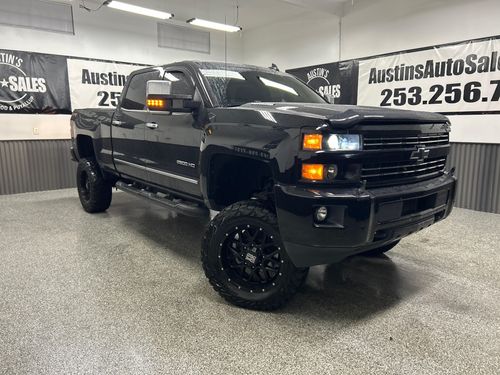 651527 - 2015 Chevrolet Silverado 2500HD LTZ Crew Cab