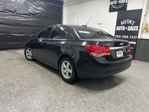 2016 Chevrolet Cruze Limited 1LT Auto Lower Image 2