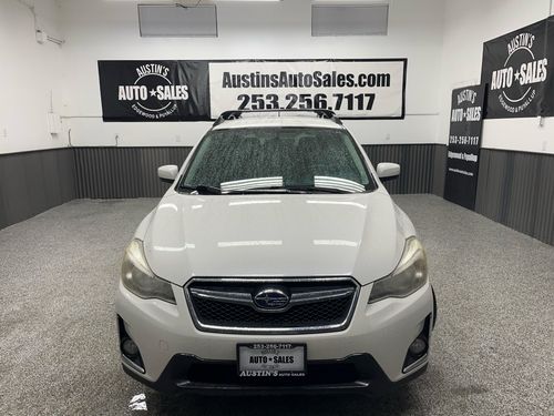 2017 Subaru Crosstrek 2.0i Premium Lower Image 3