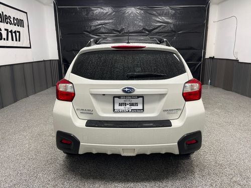 2017 Subaru Crosstrek 2.0i Premium Lower Image 2
