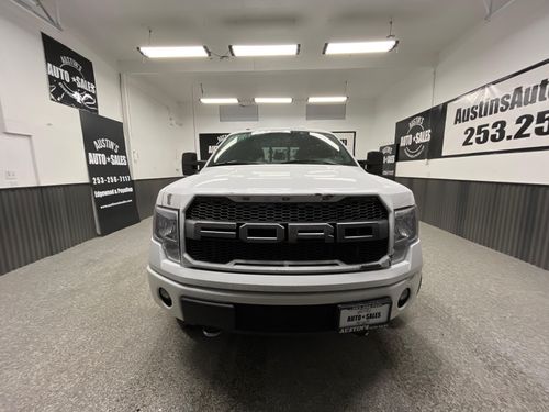 2012 Ford F-150 XLT Lower Image 3