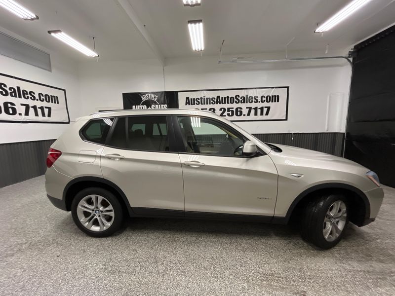 2017 BMW X3 xDrive35i Upper Image 2