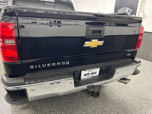 2015 Chevrolet Silverado 2500HD LTZ Lower Image 3