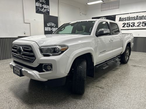 2019 Toyota Tacoma Limited Lower Image 1