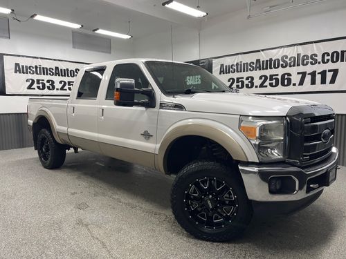 11451 - 2013 Ford F-250 Super Duty Lariat