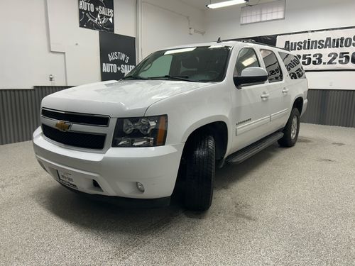 2012 Chevrolet Suburban LT Lower Image 1