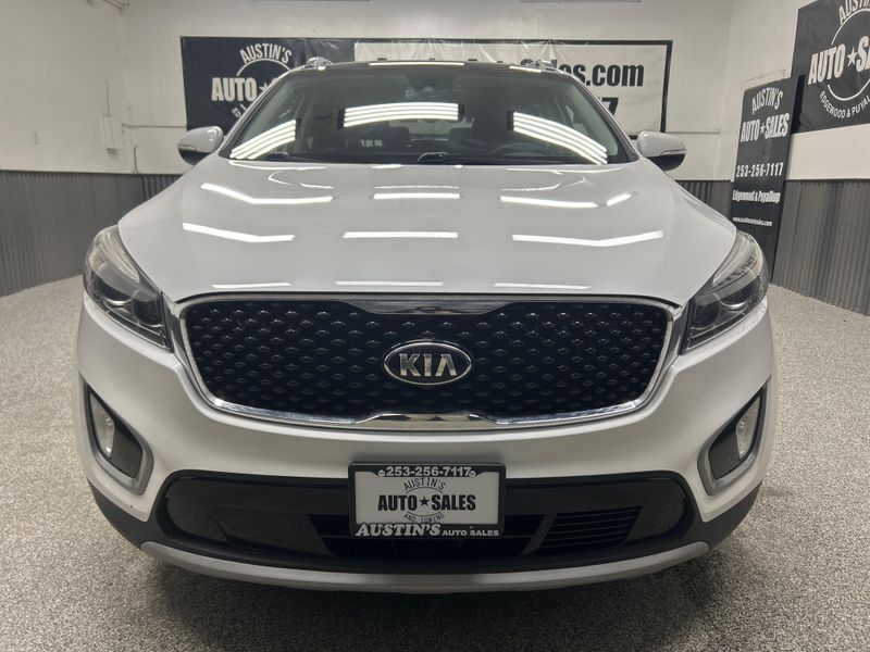 2017 Kia Sorento EX V6 Upper Image 2
