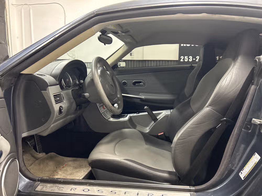 2008 Chrysler Crossfire Limited Image 9