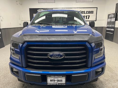 2017 Ford F-150 XLT Lower Image 3