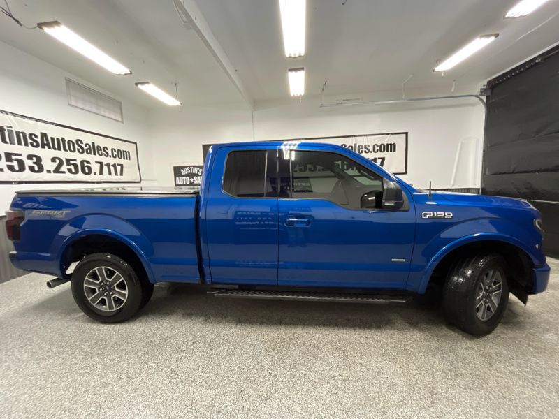 2017 Ford F-150 XLT Upper Image 2