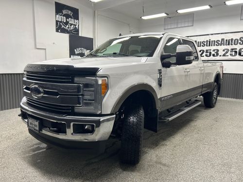 2019 Ford F-350 Super Duty Lariat Lower Image 1