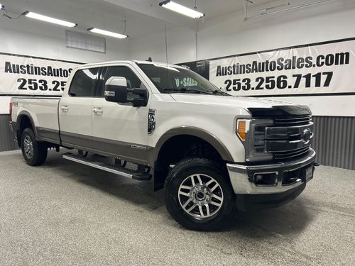 11476 - 2019 Ford F-350 Super Duty Lariat