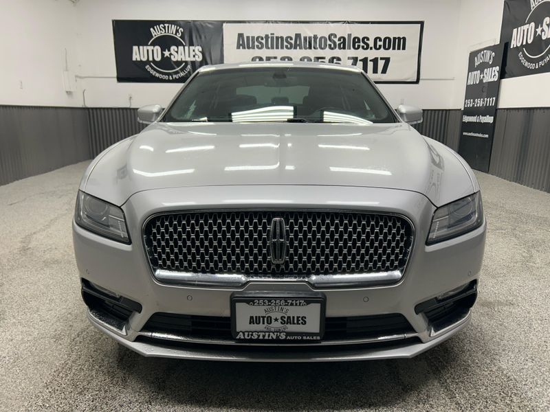 2017 Lincoln Continental Select Upper Image 2