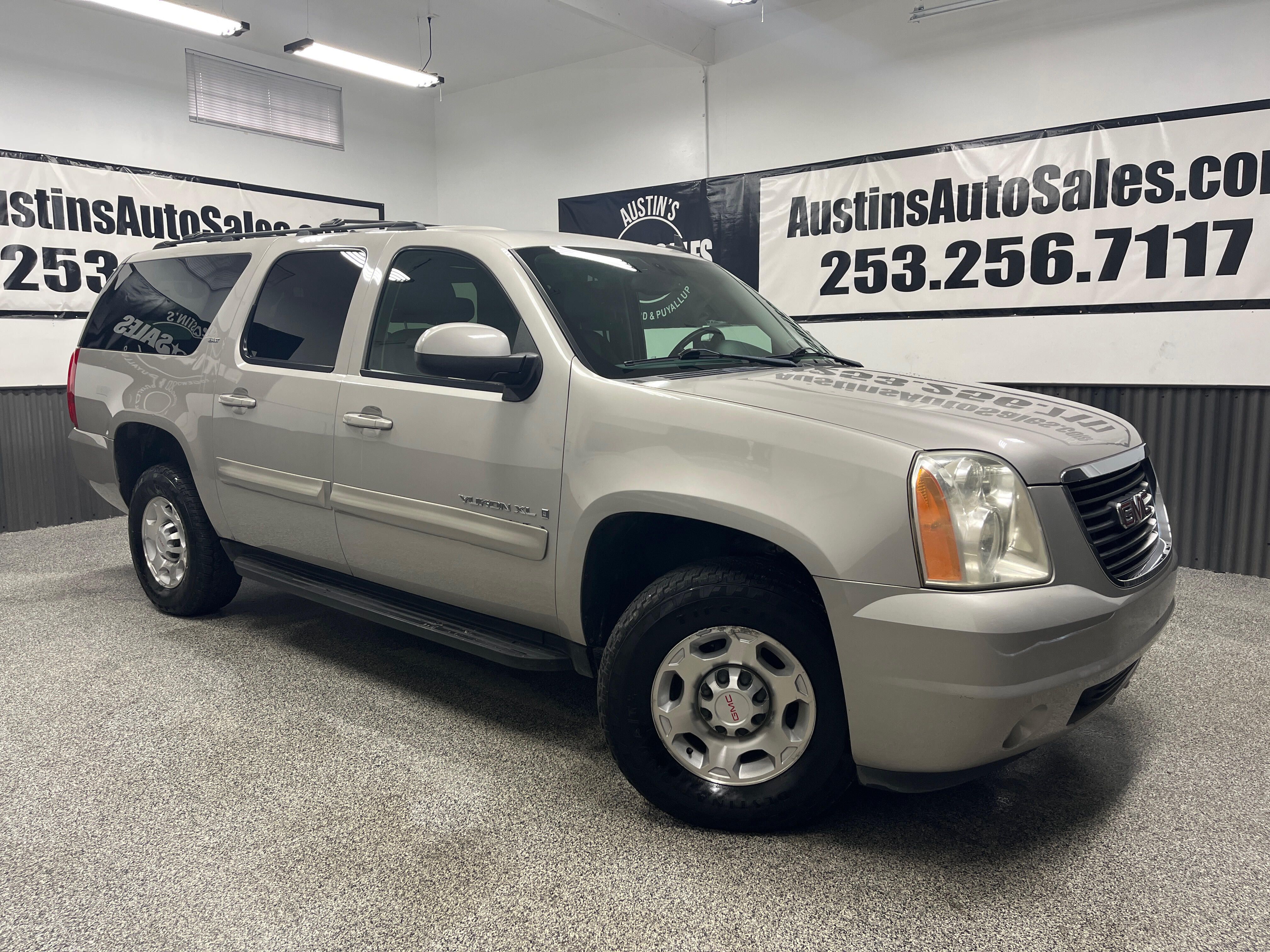 2009 GMC Yukon XL SLT2's photo