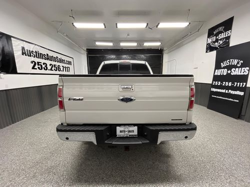 2012 Ford F-150 Lariat SuperCrew Lower Image 2