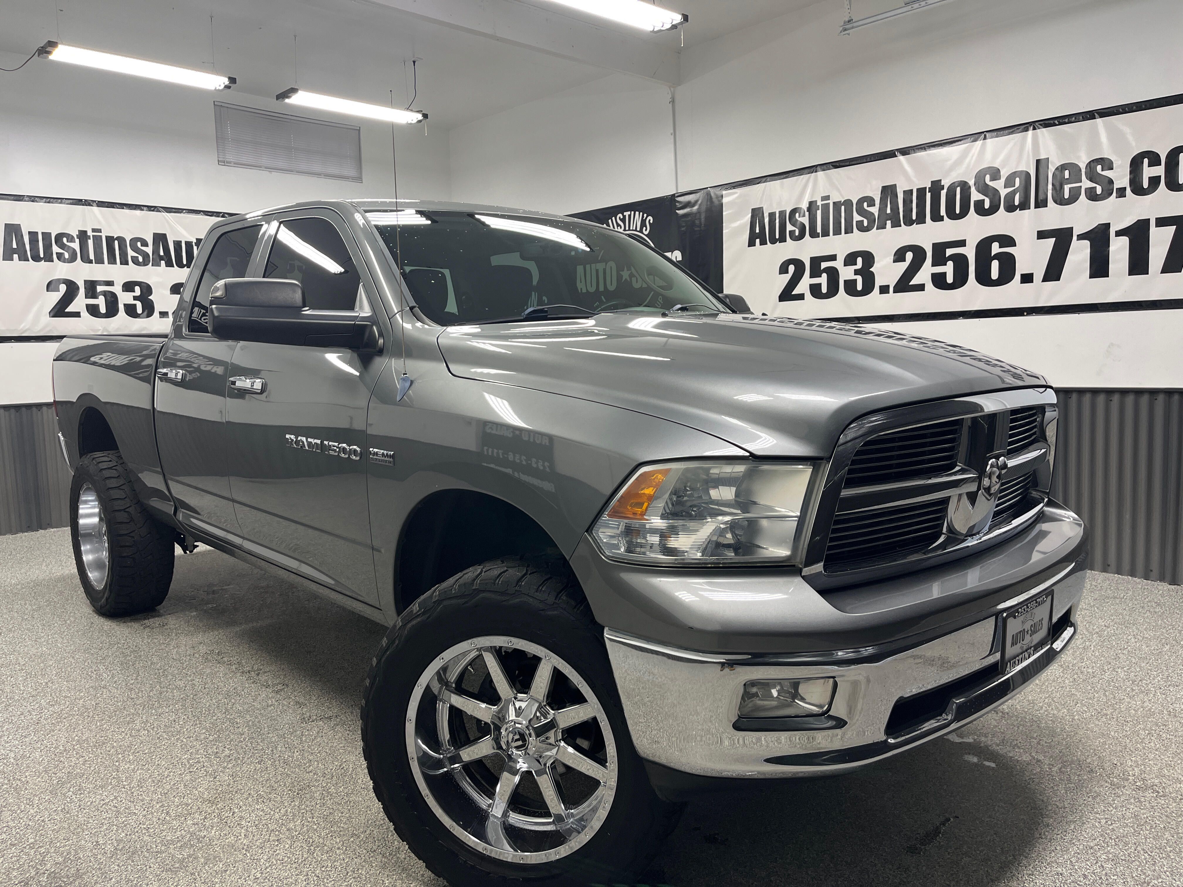 2011 RAM Ram 1500 Pickup SLT's photo