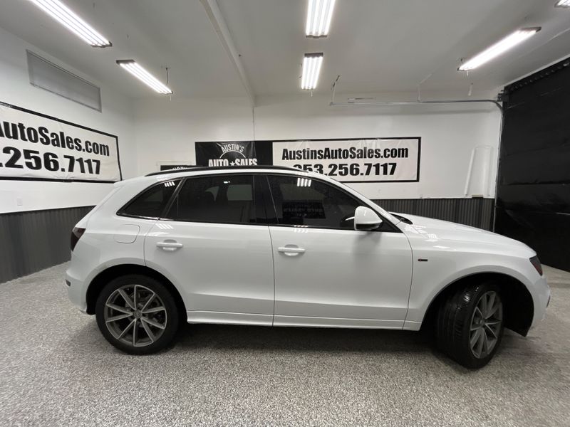 2016 Audi Q5 3.0T quattro Premium Plus Upper Image 2