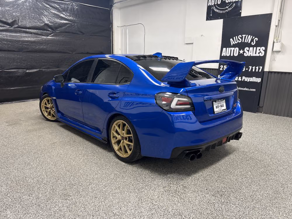 2015 Subaru WRX STI Launch Edition Image 4