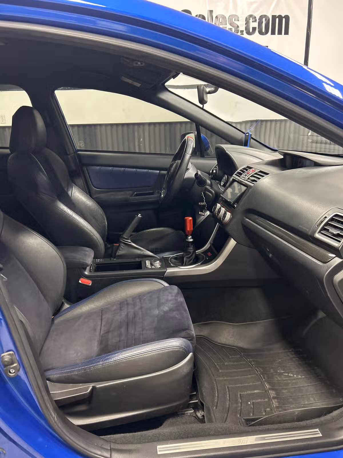 2015 Subaru WRX STI Launch Edition Image 14