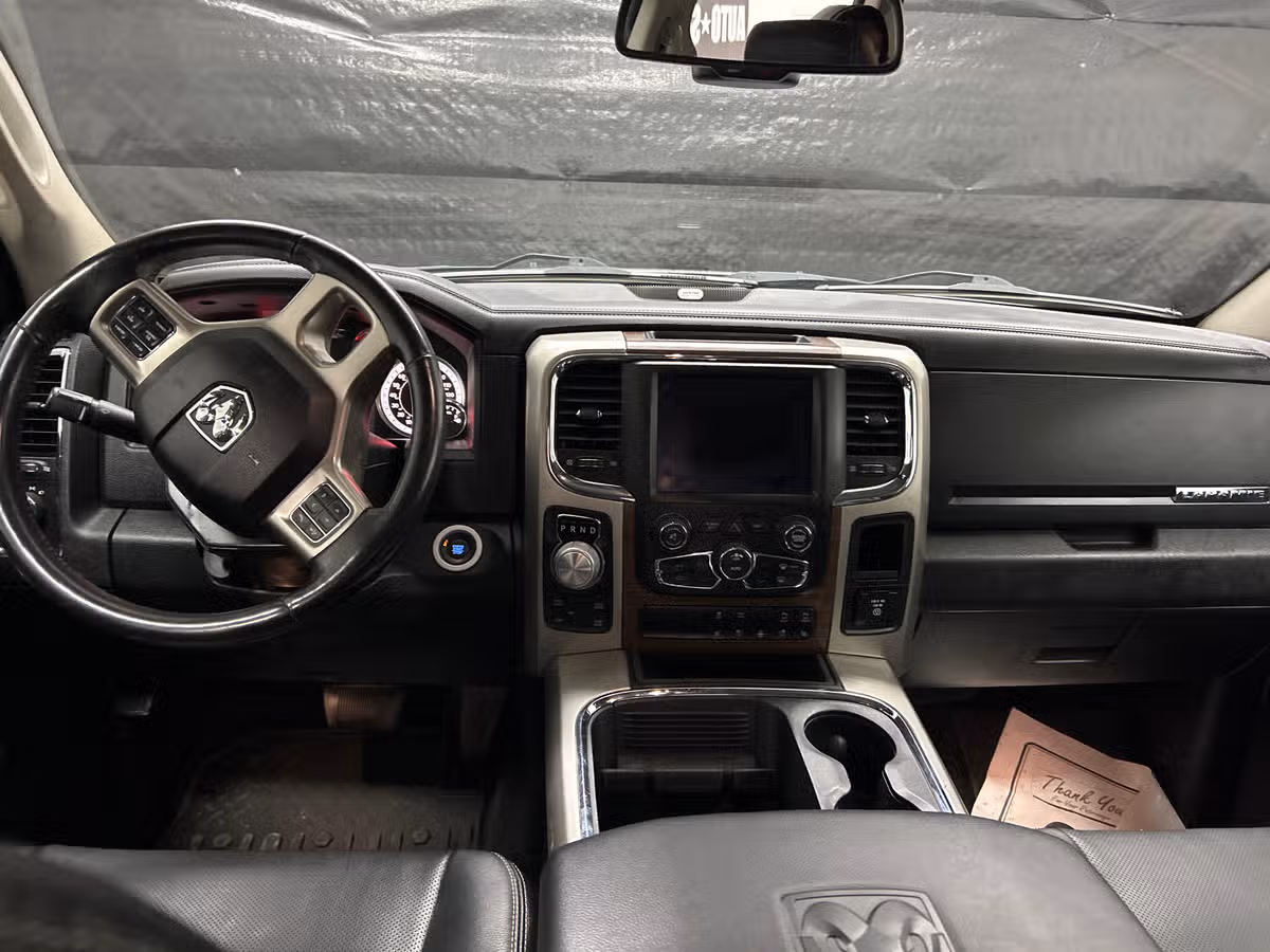 2018 Ram 1500 Laramie Image 12