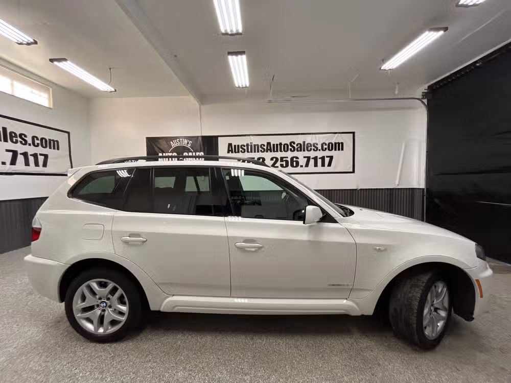 2009 BMW X3 xDrive30i Image 2
