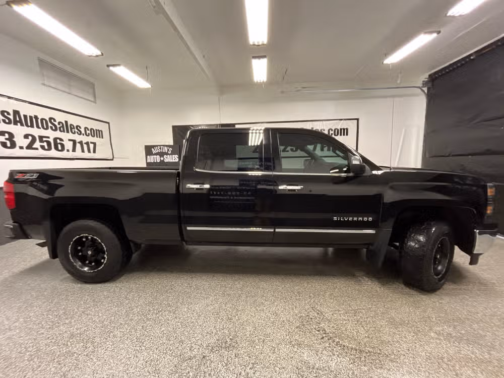 2015 Chevrolet Silverado 1500 LTZ Z71 Image 2