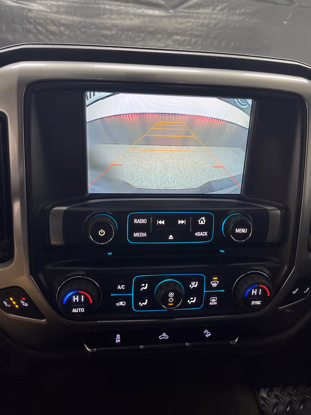 2015 Chevrolet Silverado 1500 LTZ Z71 Image 15