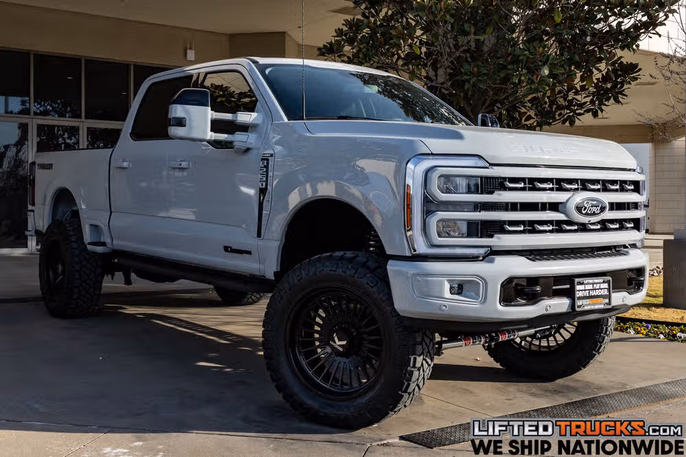 2026 Ford F-250 Super Duty Lariat Crew Cab Image 1