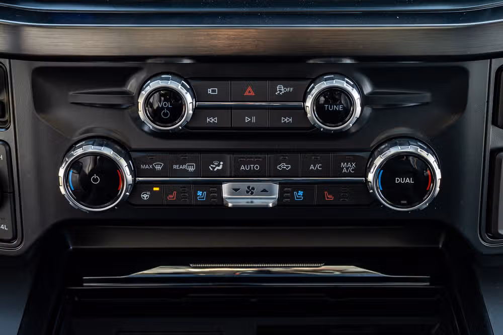2026 Ford F-250 Super Duty Lariat Crew Cab Image 28