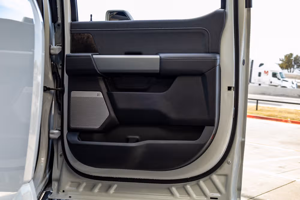 2026 Ford F-250 Super Duty Lariat Crew Cab Image 40