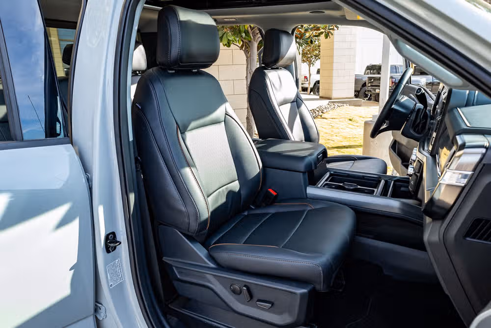 2026 Ford F-250 Super Duty Lariat Crew Cab Image 32