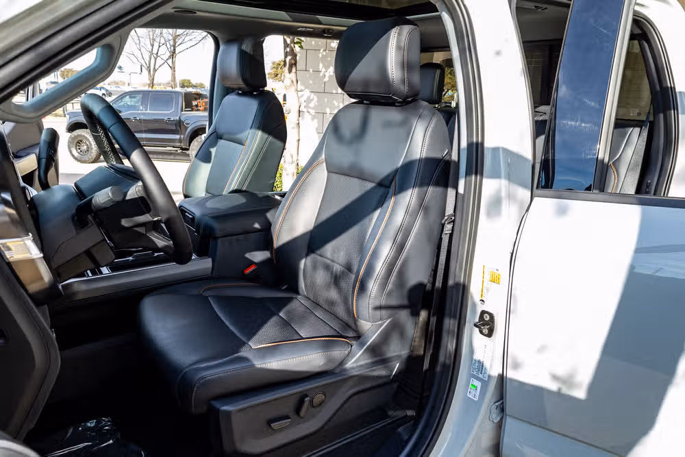 2026 Ford F-250 Super Duty Lariat Crew Cab Image 31
